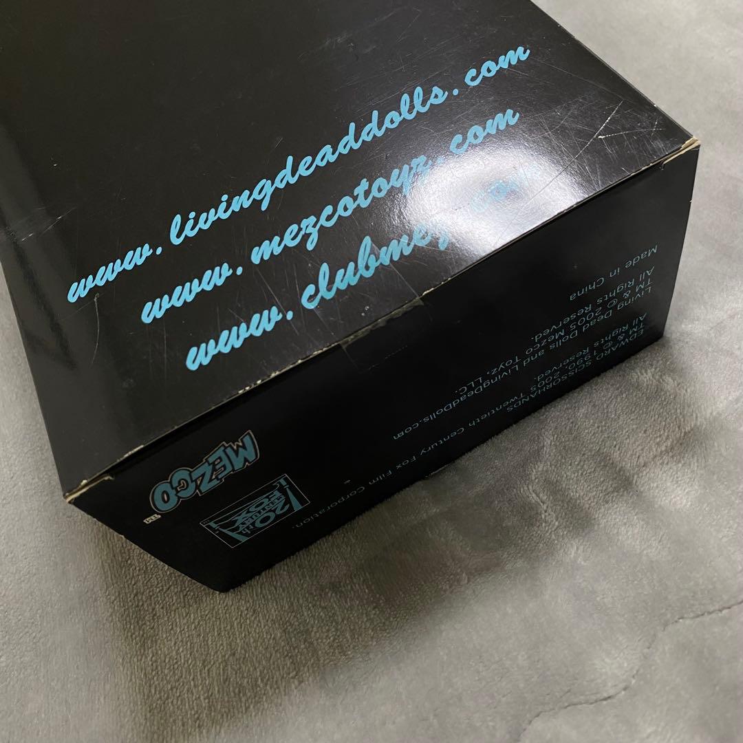 激レア　2005年　世界限定2000体　リビングデッドドールズ　シザーハンズ