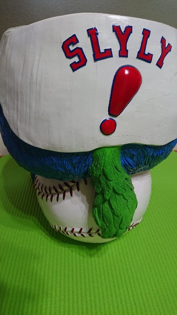 カープ スラィリーチェア 椅子 スライリー スラィリー - メルカリ