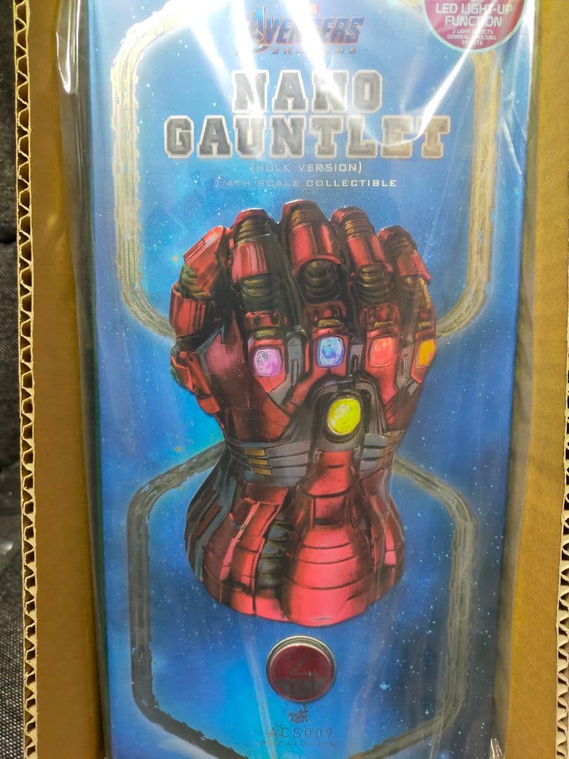 ホットトイズ 1／4スケール ナノ・ガントレット（ハルク版） ACS009