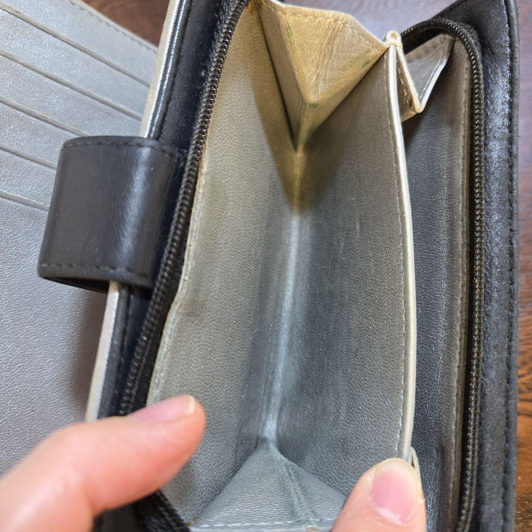 CHANEL　シャネル　カメリア　財布