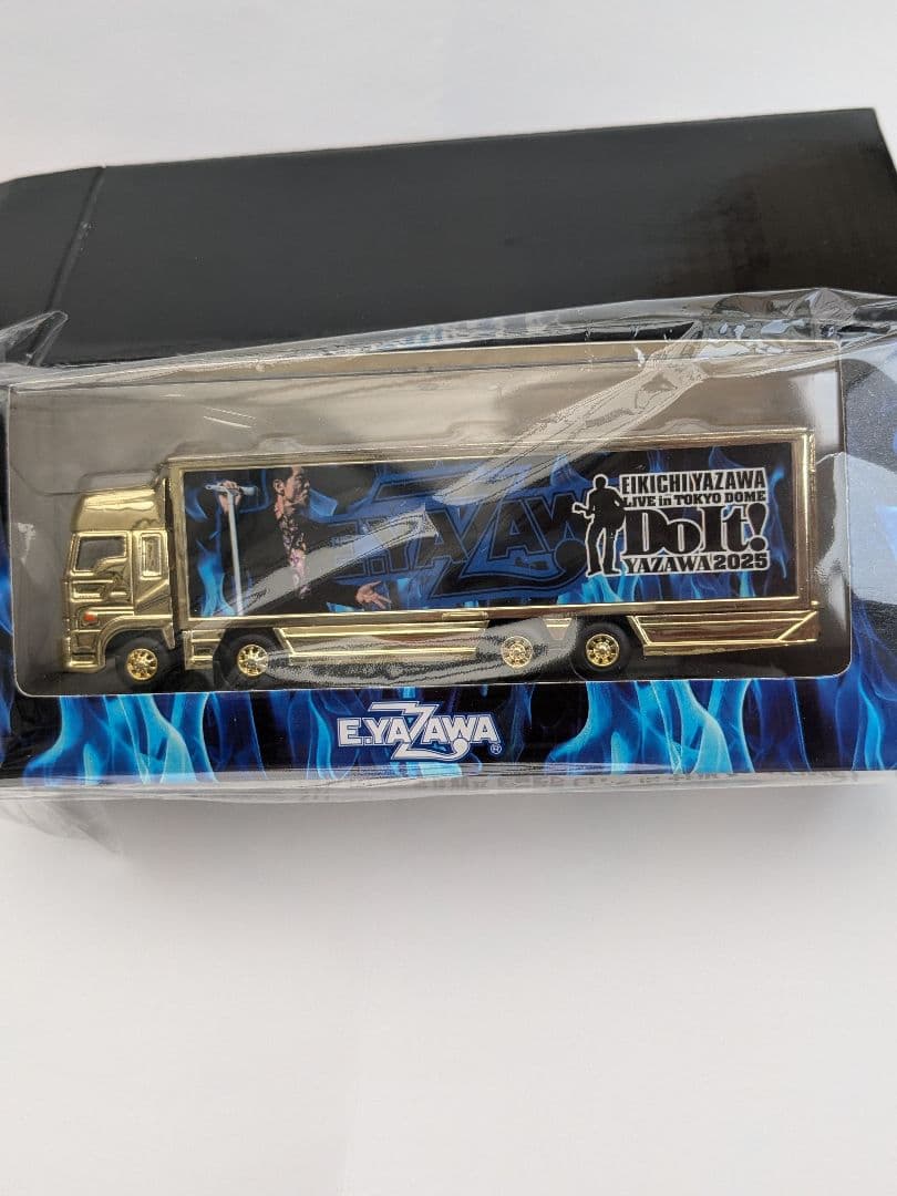 矢沢永吉 トランポ、ポージング