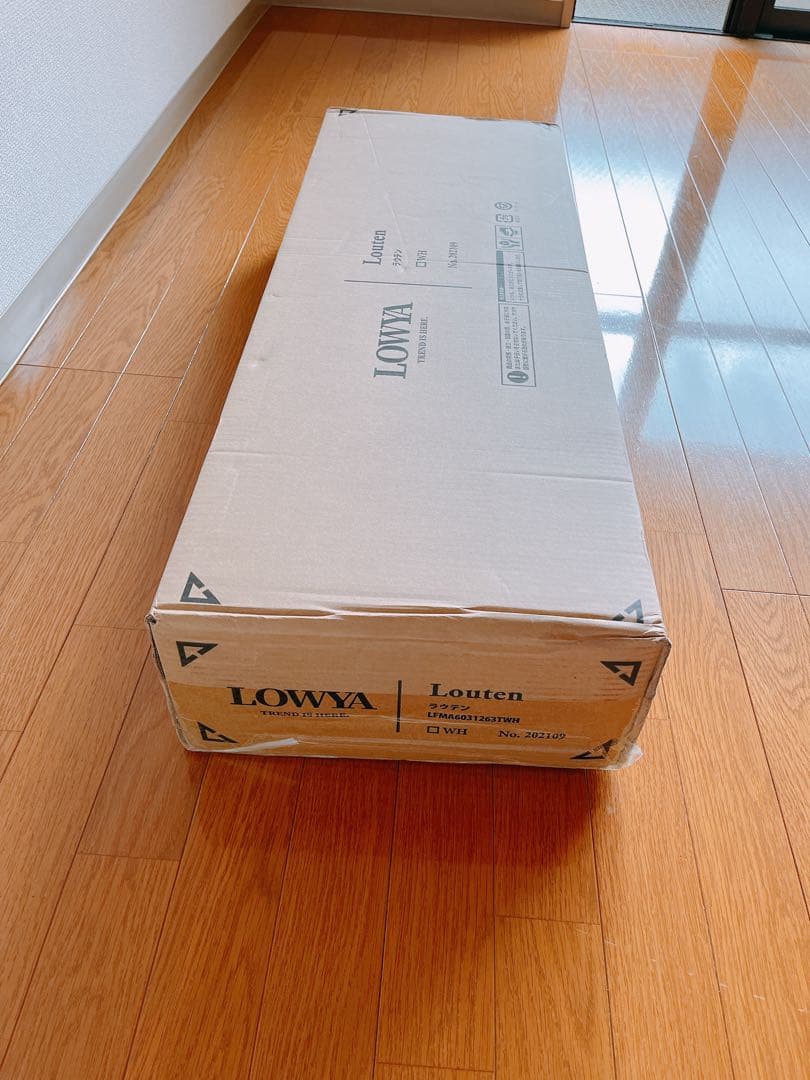 ◎新品・未使用◎ 【LOWYA】ランドリーラック 突っ張り棒 スチール 棚付き