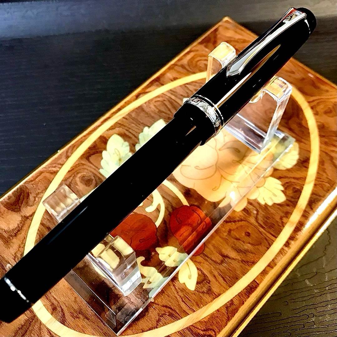 ☆ほぼ新品未使用☆美しいパイロットカスタムヘリテイジ91(ＦＭ)ブラック