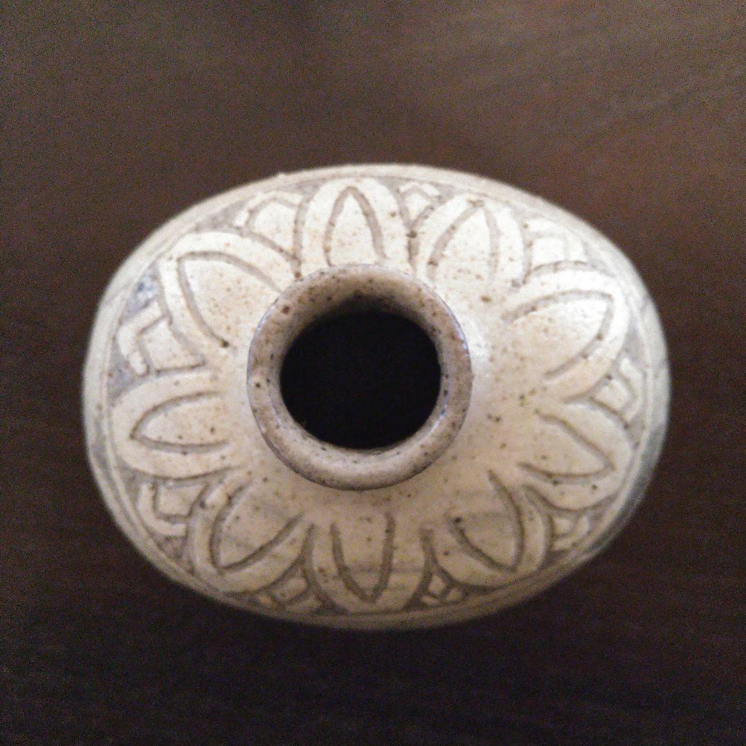 NO406 粉青沙器　魚絵壺　韓国陶器