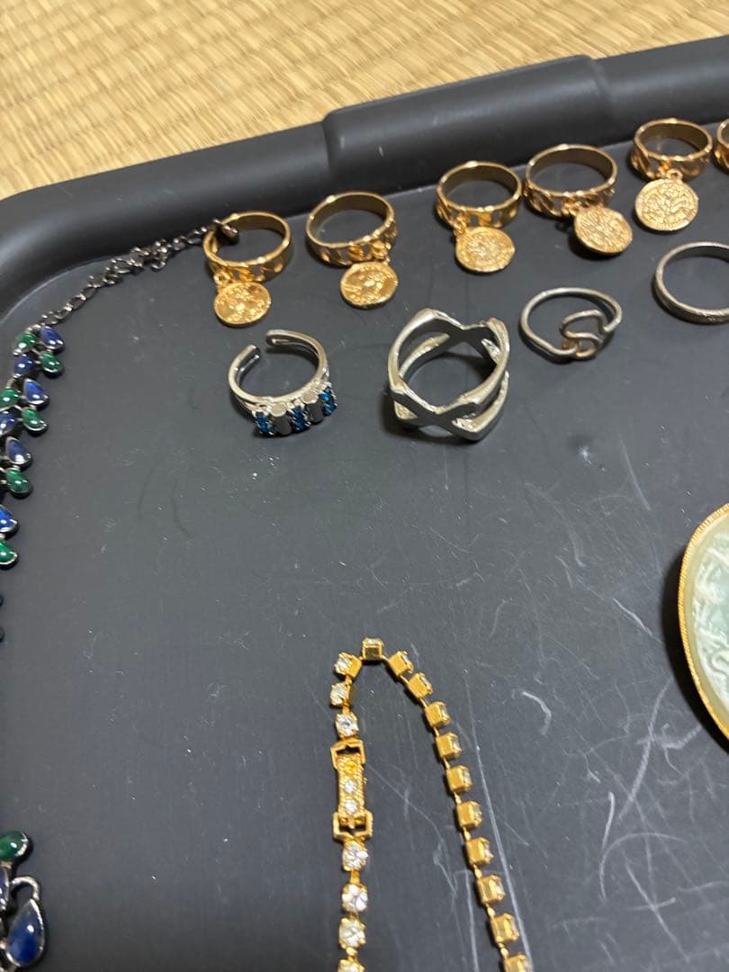 遺品整理　ネックレス　ゴールド　喜平　カメオ　指輪　ピアス　シルバー　28点