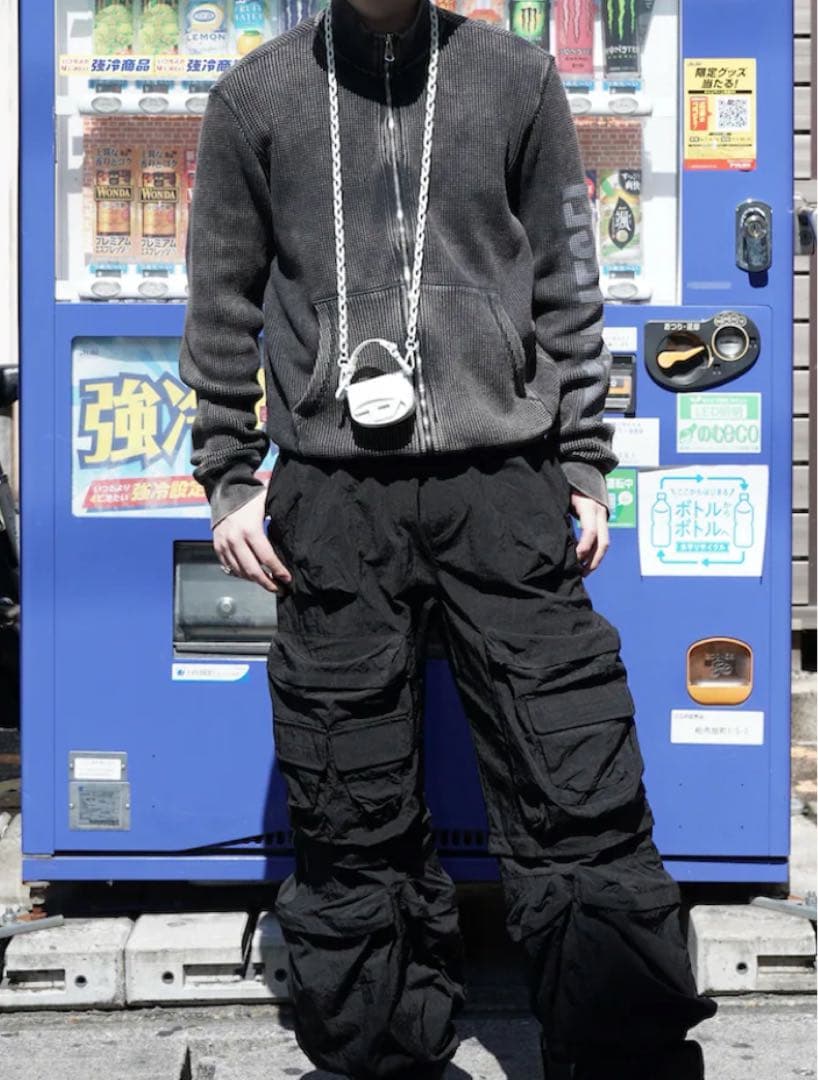 DIESEL 1DR XXS CHAIN ミニチャームバッグ