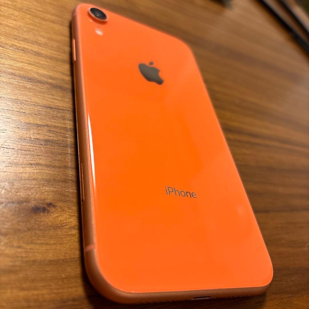 iPhone XR 本体 64GB - メルカリ