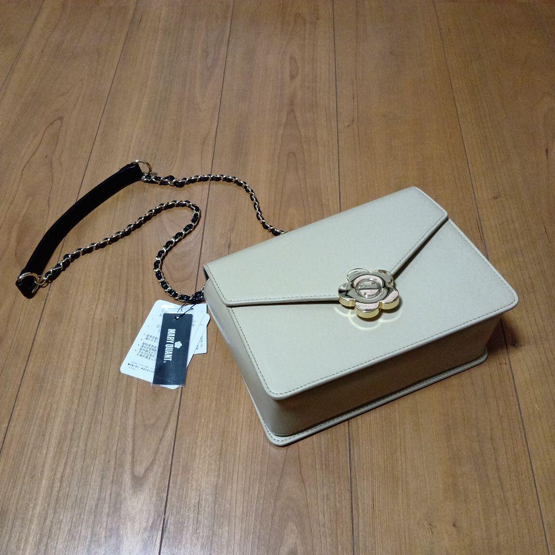 マリークワント　ベージュ アクセントメタルデイジー　ショルダーバッグ　新品