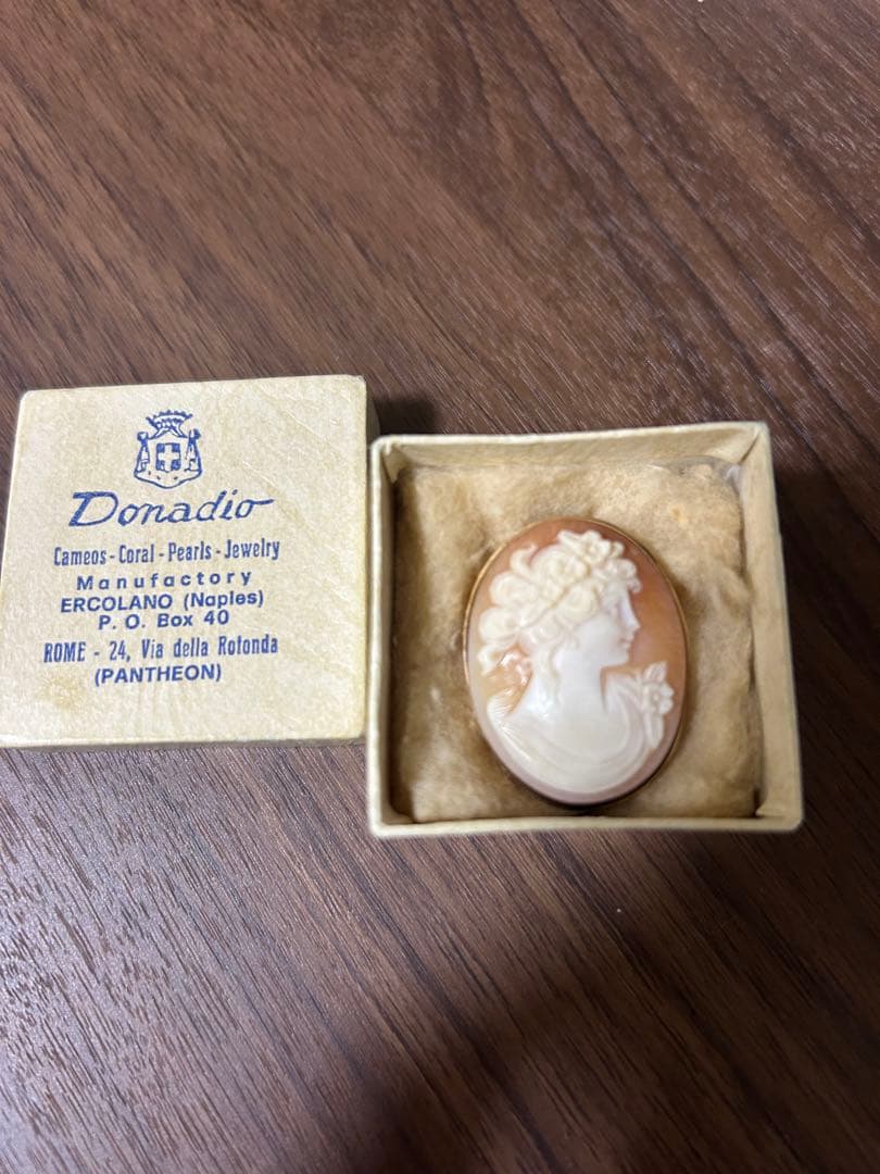 Donadio カメオブローチ Cameos-Coral-Pearls Donadio カメオブローチ