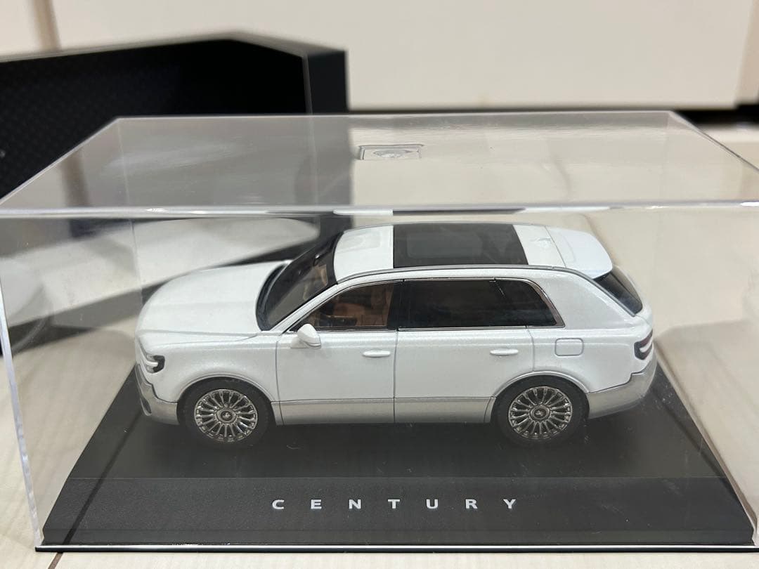 超 希少 非売品 特別 限定品 トヨタ センチュリー SUV ホワイト 1/43