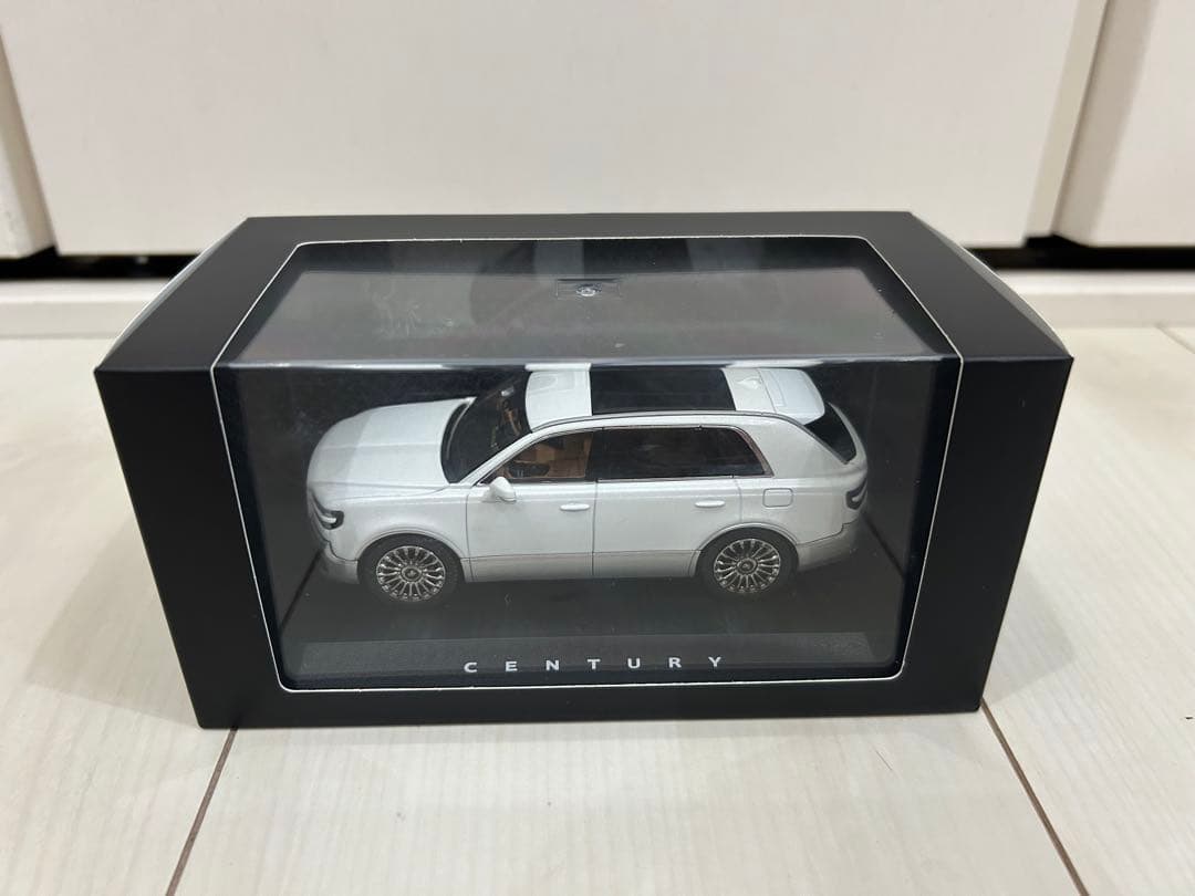 超 希少 非売品 特別 限定品 トヨタ センチュリー SUV ホワイト 1/43