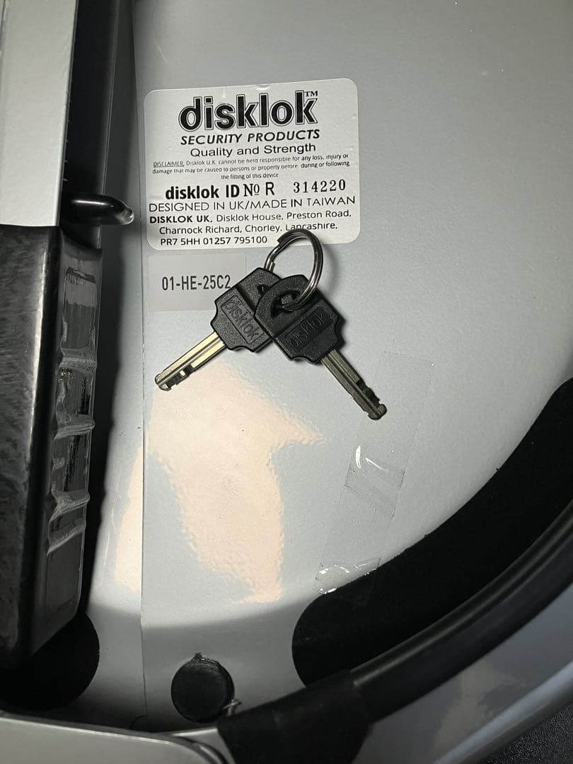 【外箱に破れあり】未使用品 英国純正品 disklok Sサイズ ハンドルロック