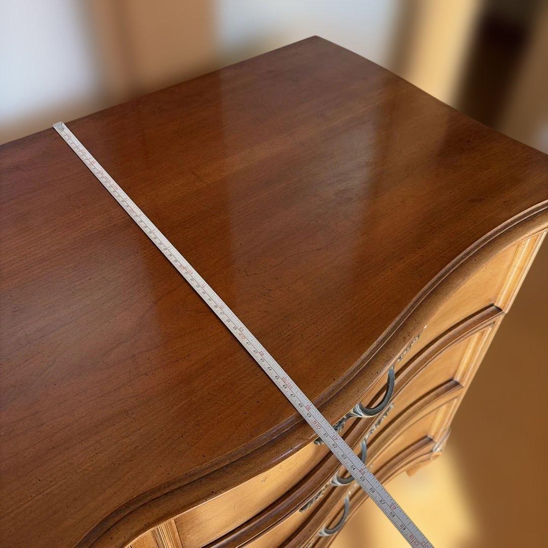 アメリカビンテージ ディキシー(Dixie) 猫脚サイドボード