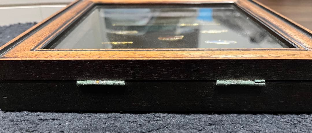 プジョー205カブリオレ　ピンバッジコレクション