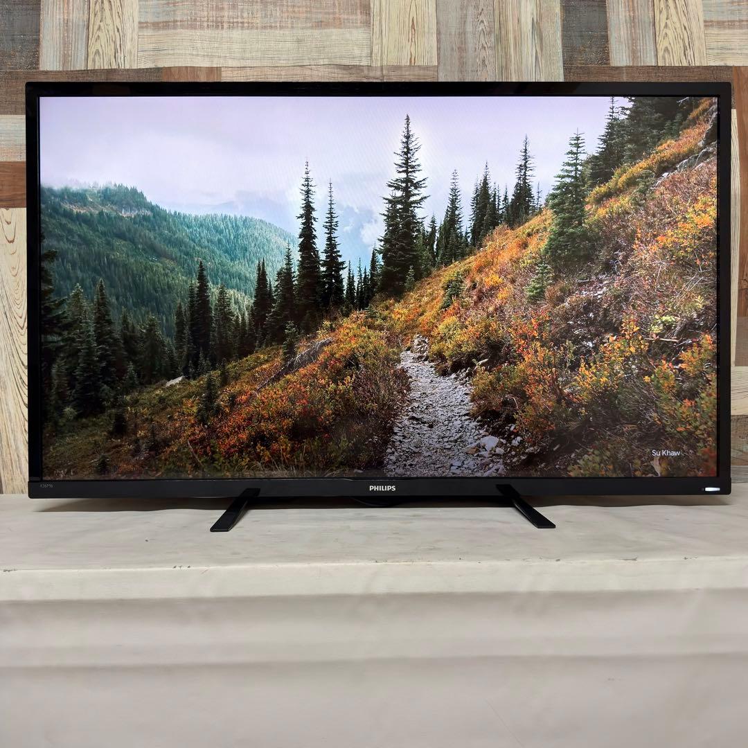 即日受渡❣️全国送料込フィリップス4K 4画面出力43型モニター 臨場