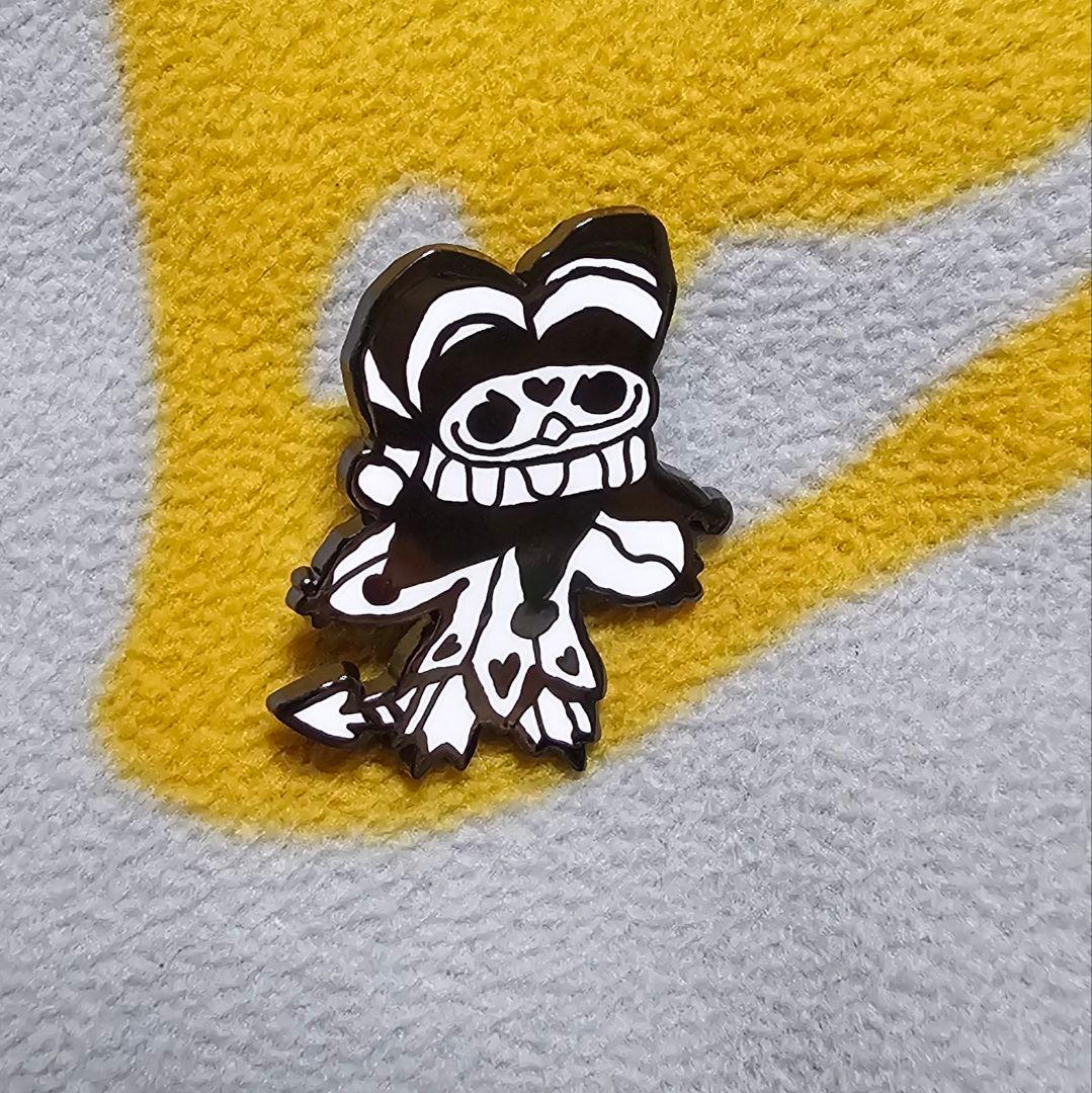 Helluva Boss」【公式】へルヴァボス フィッザローリィピンバッジ