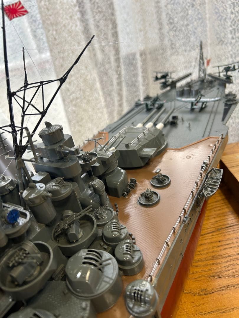 超大型戦艦大和1350mmテーブルからはみ出ます。精密製作完成品、送料込み販売