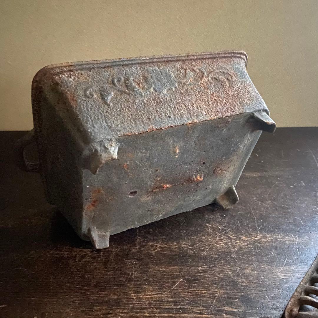 行火 豆炭あんか 鋳物 鉄 古道具 当時物 ガーデンオブジェにも