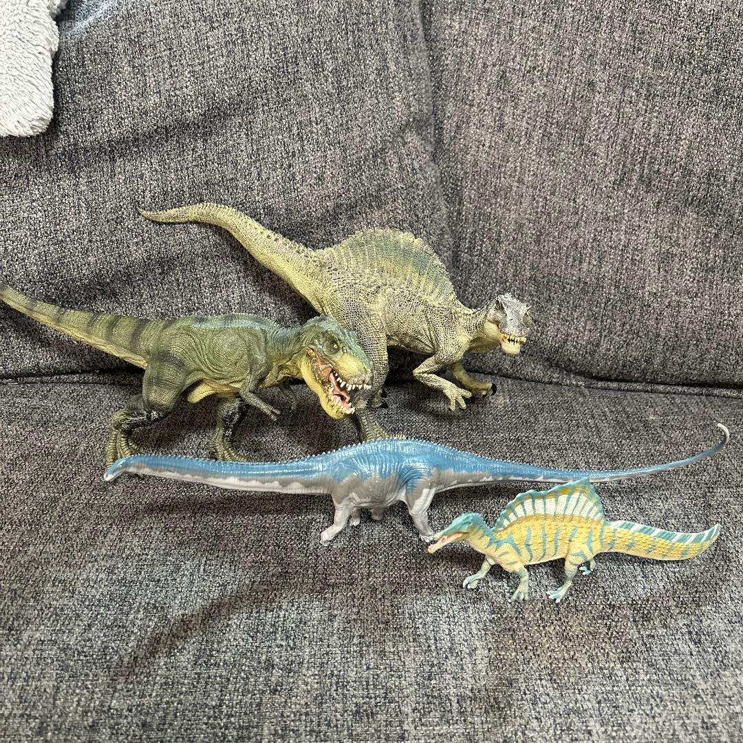 アニア等　フィギュアなど大量まとめ売り