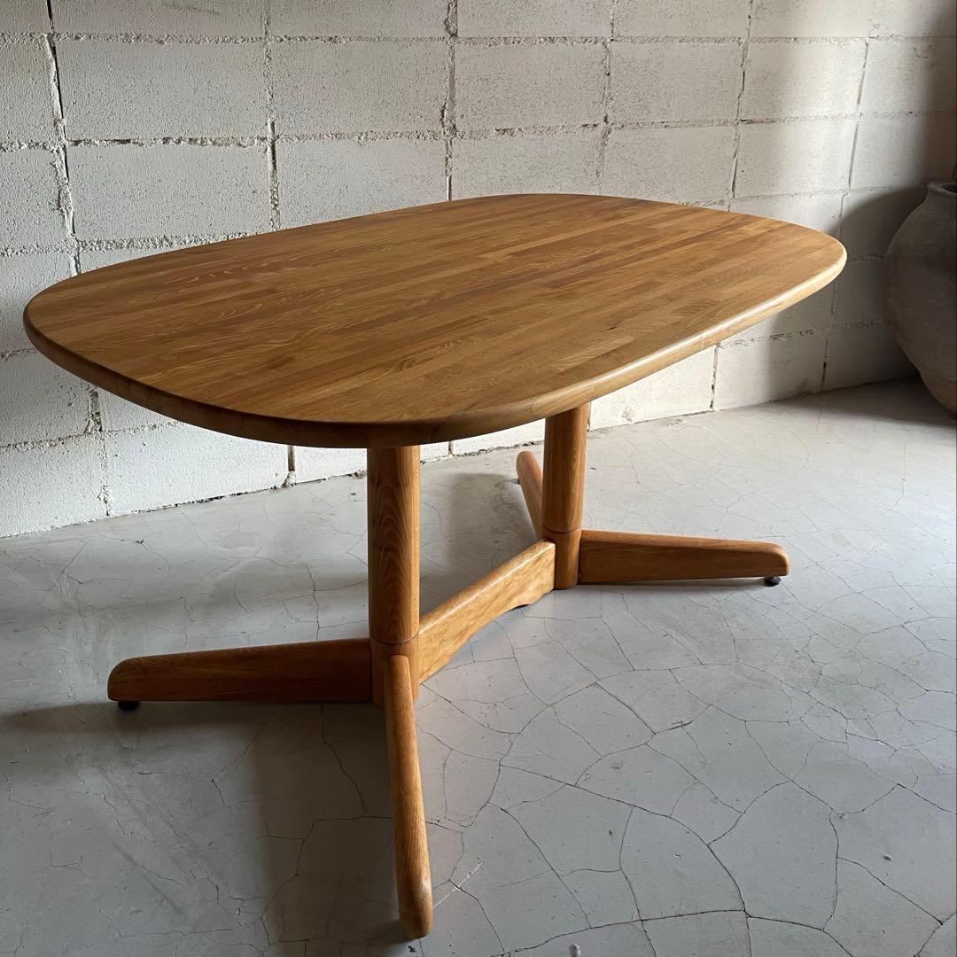 飛騨産業　オールドキツツキマーク　ダイニングテーブル　オーク材無垢　ヴィンテージ