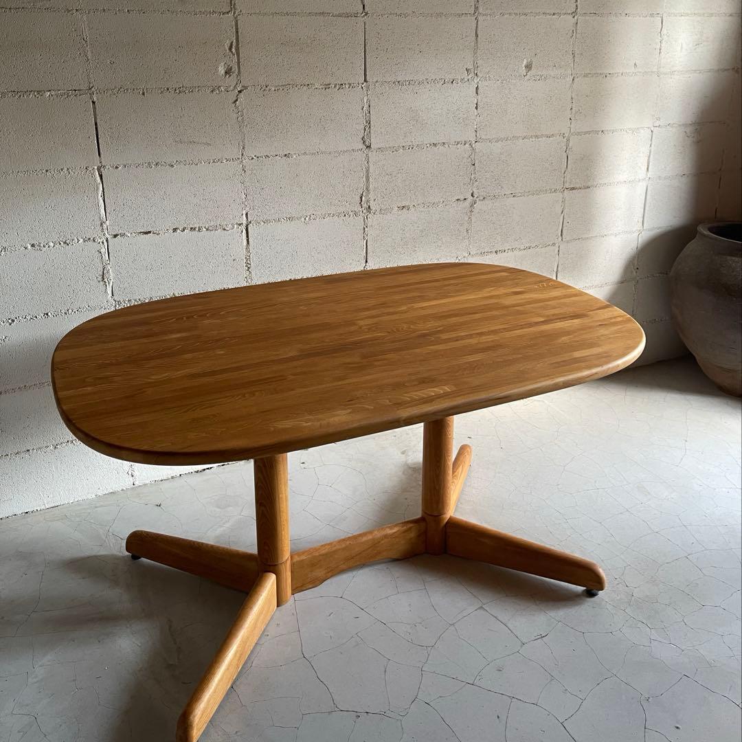 飛騨産業　オールドキツツキマーク　ダイニングテーブル　オーク材無垢　ヴィンテージ