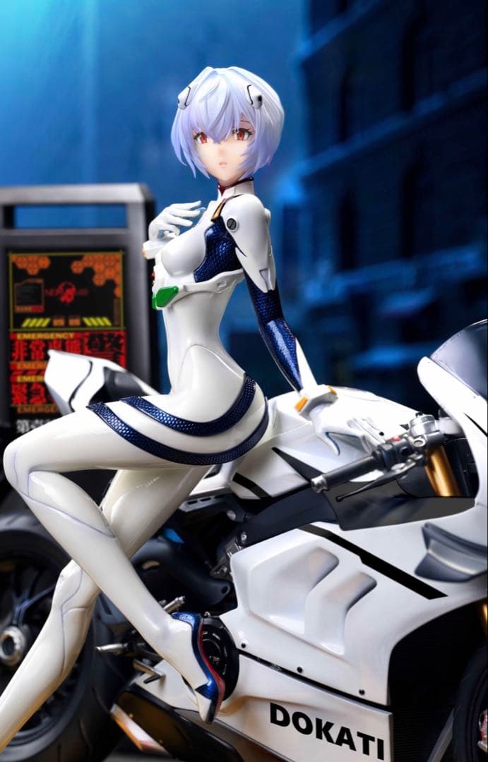 新世紀エヴァンゲリオン EVA 綾波 レイ あやなみ レイ フィギュア