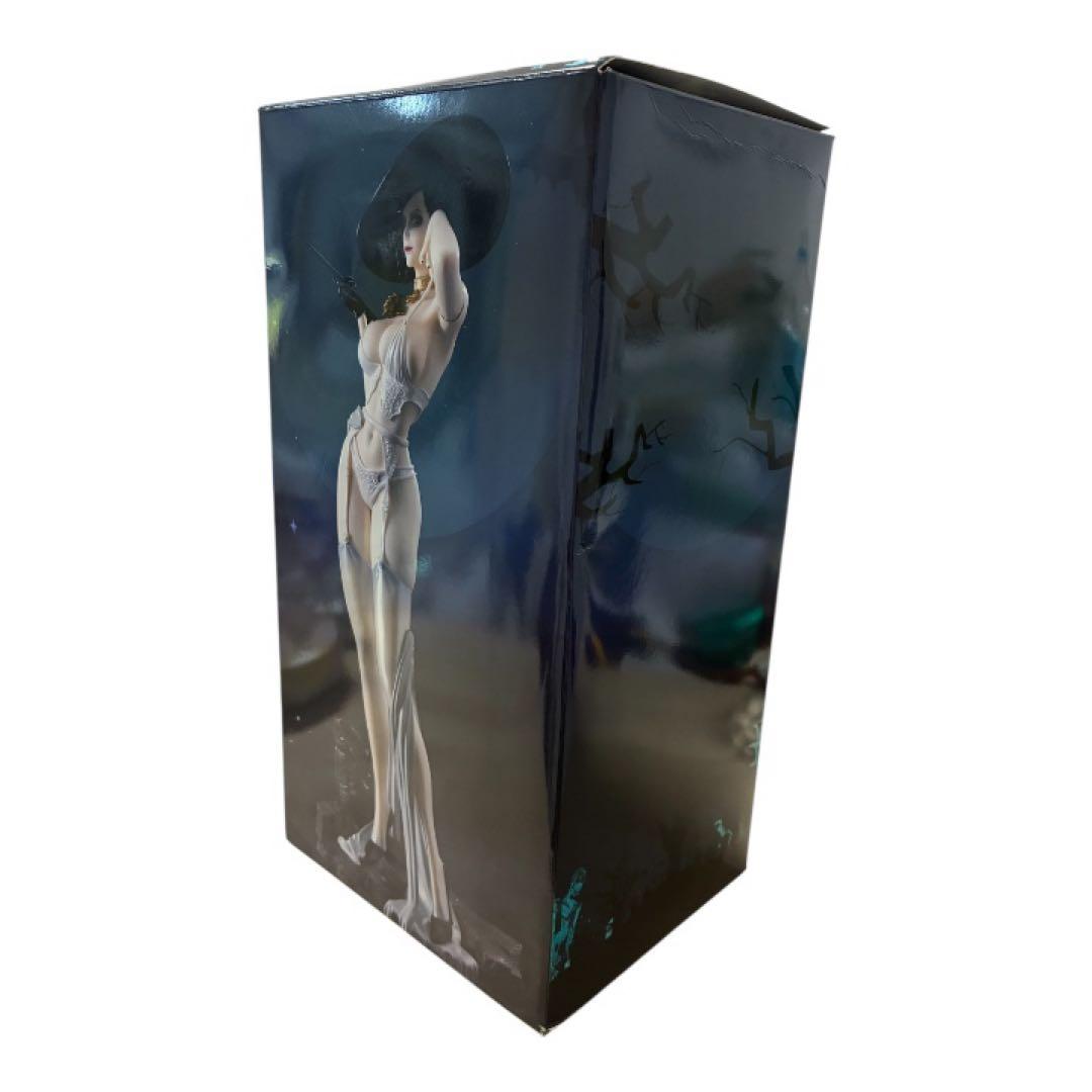 レディ・ドミトレスク フィギュア バイオハザード ヴィレッジ　高さ30cm