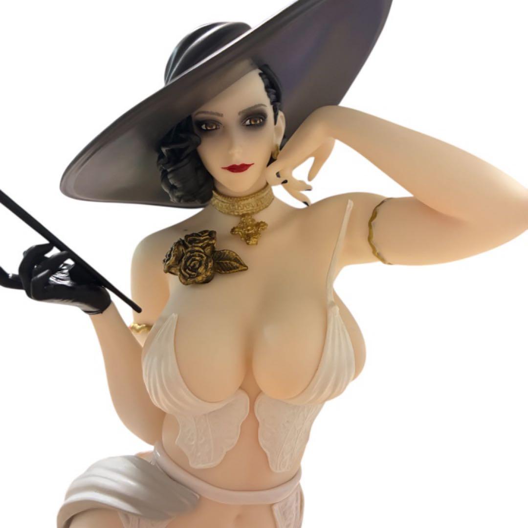 レディ・ドミトレスク フィギュア バイオハザード ヴィレッジ　高さ30cm