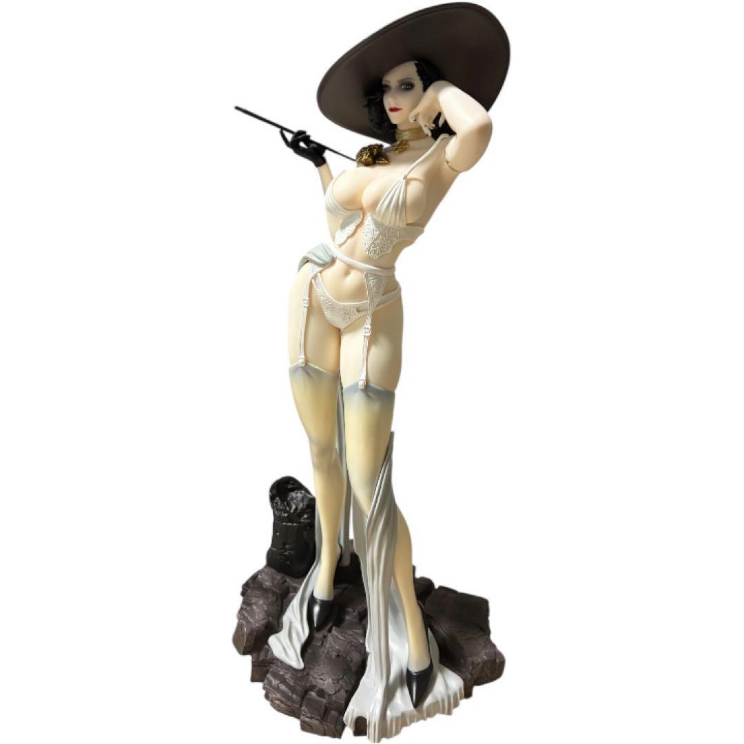 レディ・ドミトレスク フィギュア バイオハザード ヴィレッジ　高さ30cm