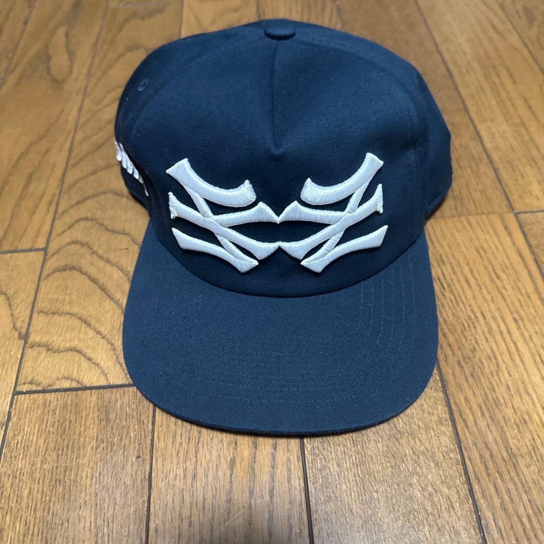 ネイビー 刺繍ロゴキャップ oMA 正規品 oMA オマ キャップ ネイビー ニューエラ ニット moma - メルカリ