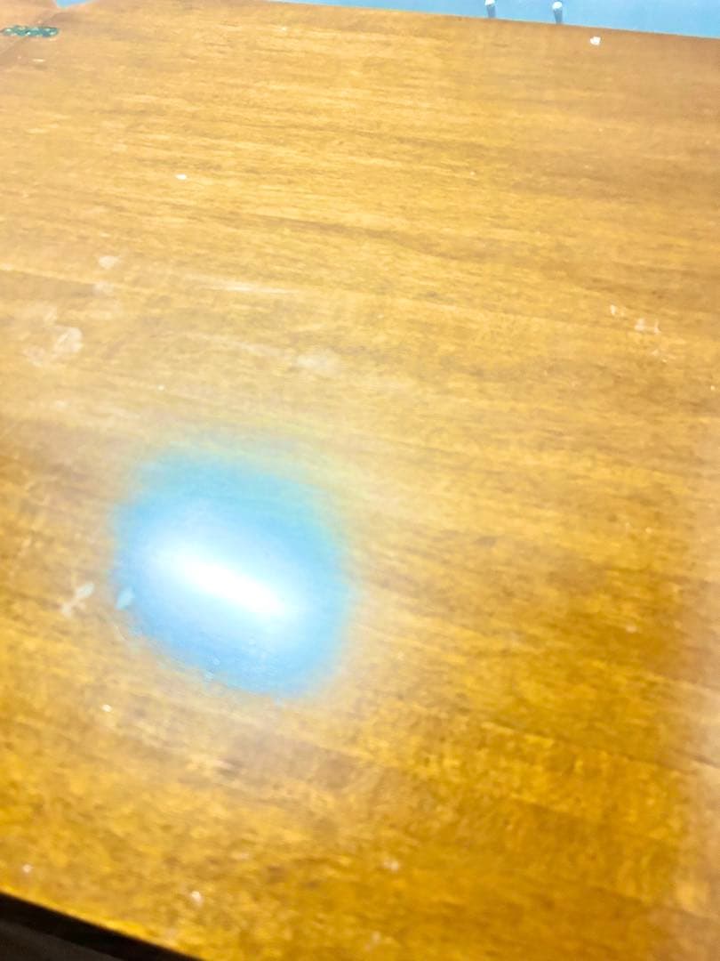 ゆーきりんダイニングテーブル　机　エレガント　ヨーロピアン　オシャレ