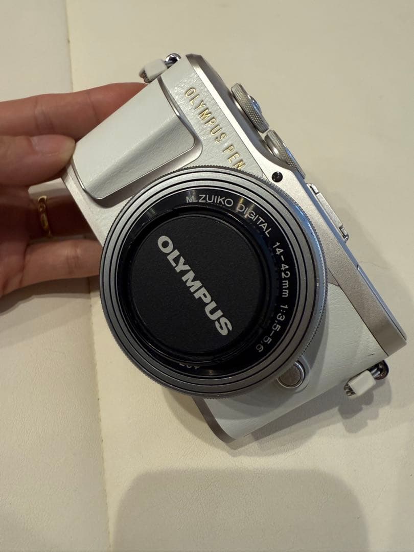 イマノ様】OLYMPUS E-PL9（ホワイト）ミラーレス一眼 豪華セット望遠