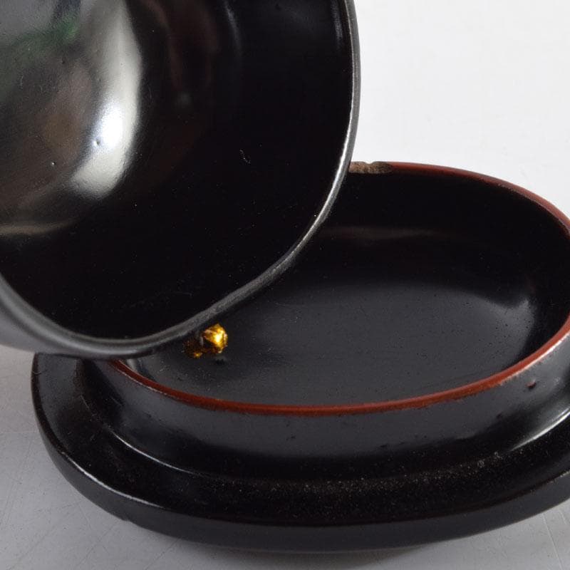 茶道具　黒漆　冠　香合　時代箱　N　8967