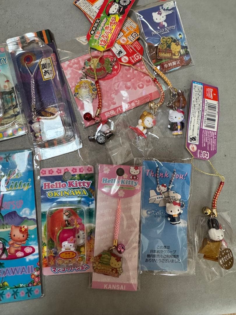 s*e様 ハローキティ ストラップセット おまけつき