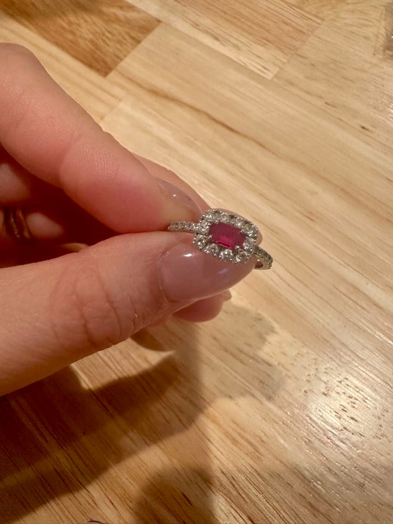 ルビー ダイヤモンド取り巻きリング プラチナ