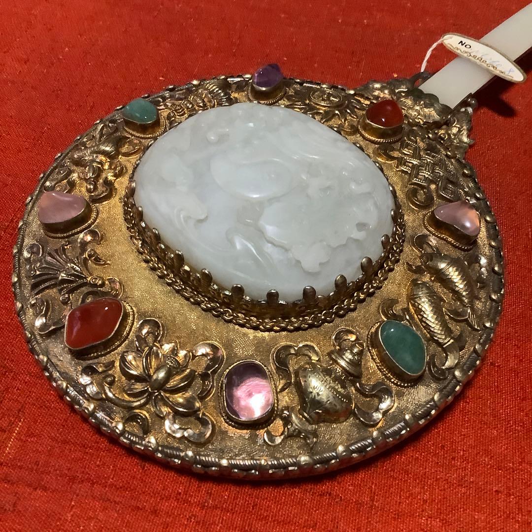 中国工芸品　翡翠彫刻の装飾手鏡(シルバー刻印)