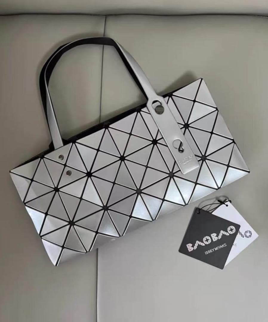 美品♥BAO BAO シルバー トートバッグ