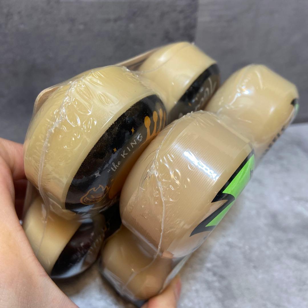 【新品・未使用】スピットファイヤー スケボー　ウィール　53mm ３個セット