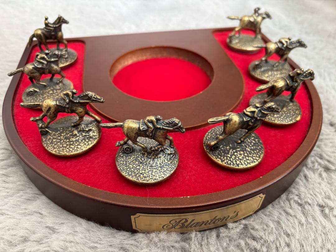 ブラントンボトルキャップ台座