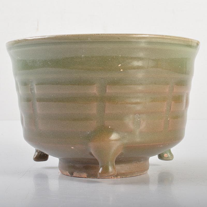 中国 龍泉窯青磁 刻線文三足香炉 C R6715E