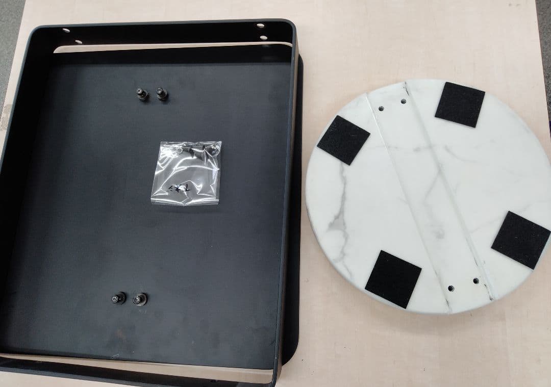 お値下中】タンジェントテーブル モーダエンカーサ 展示品(JKG03