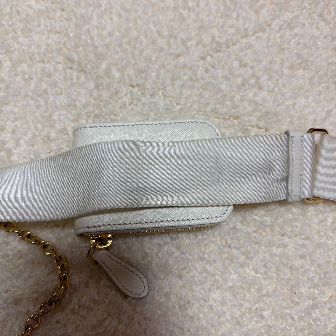 【星様】PRADA Re-Edition 2005 サフィアーノレザー バッグ