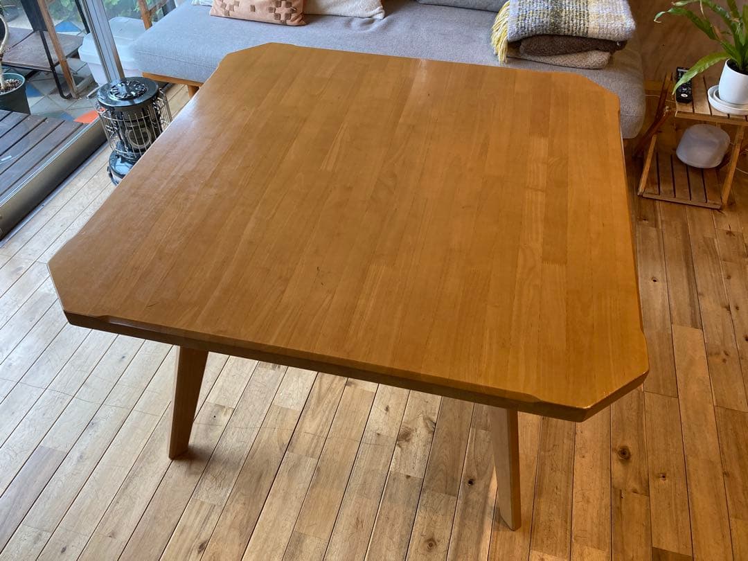 木製ダイニングテーブル（送料無料）