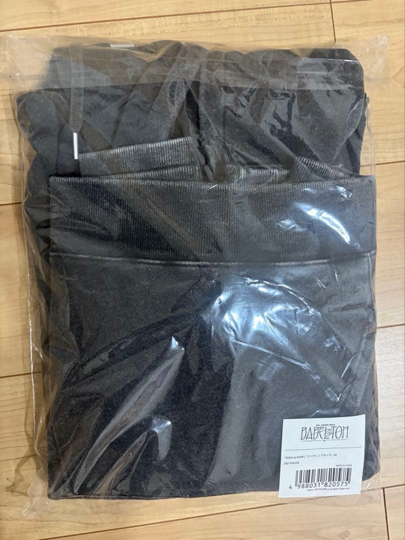 Mrs. GREEN APPLEミセス Mサイズパーカー