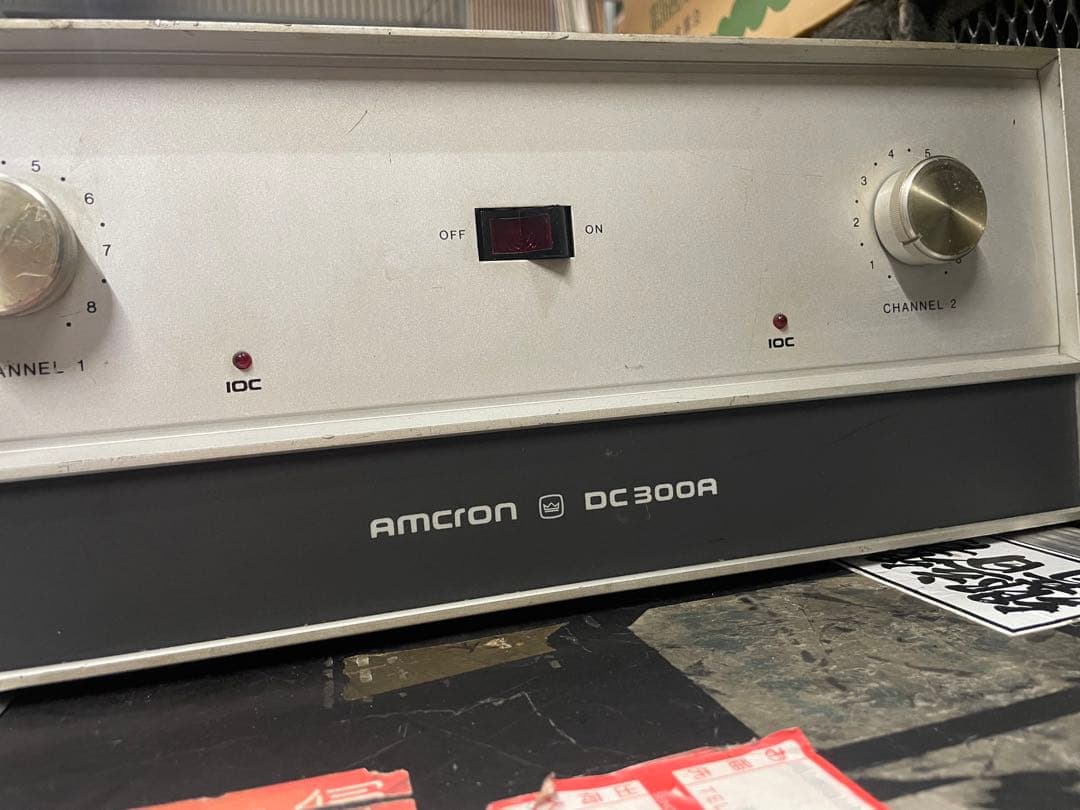 AMCRON crown DC300A パワーアンプ915 AMCRON CROWN DC300A パワー