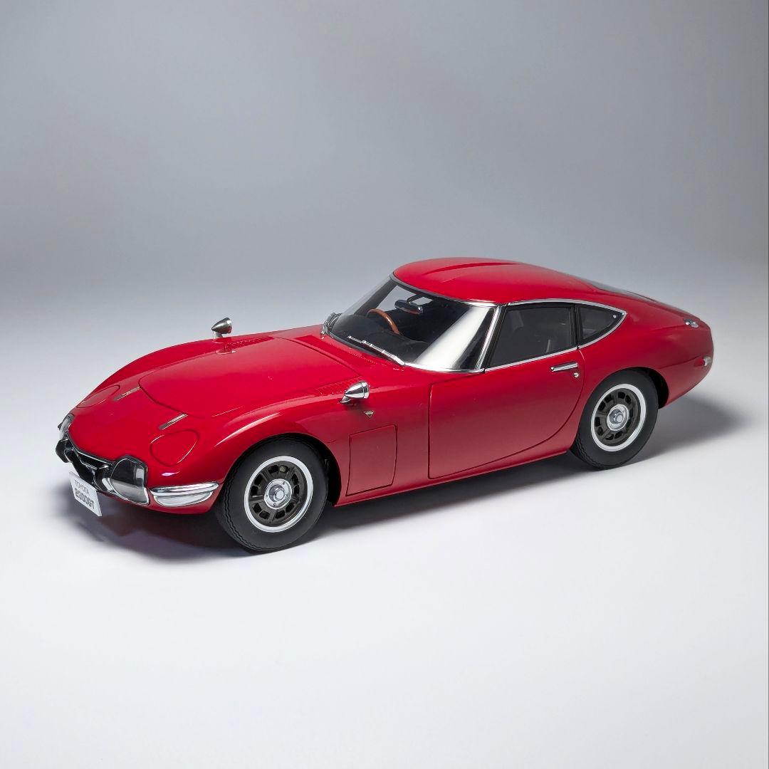 オートアート 1/18 トヨタ2000GT レッド