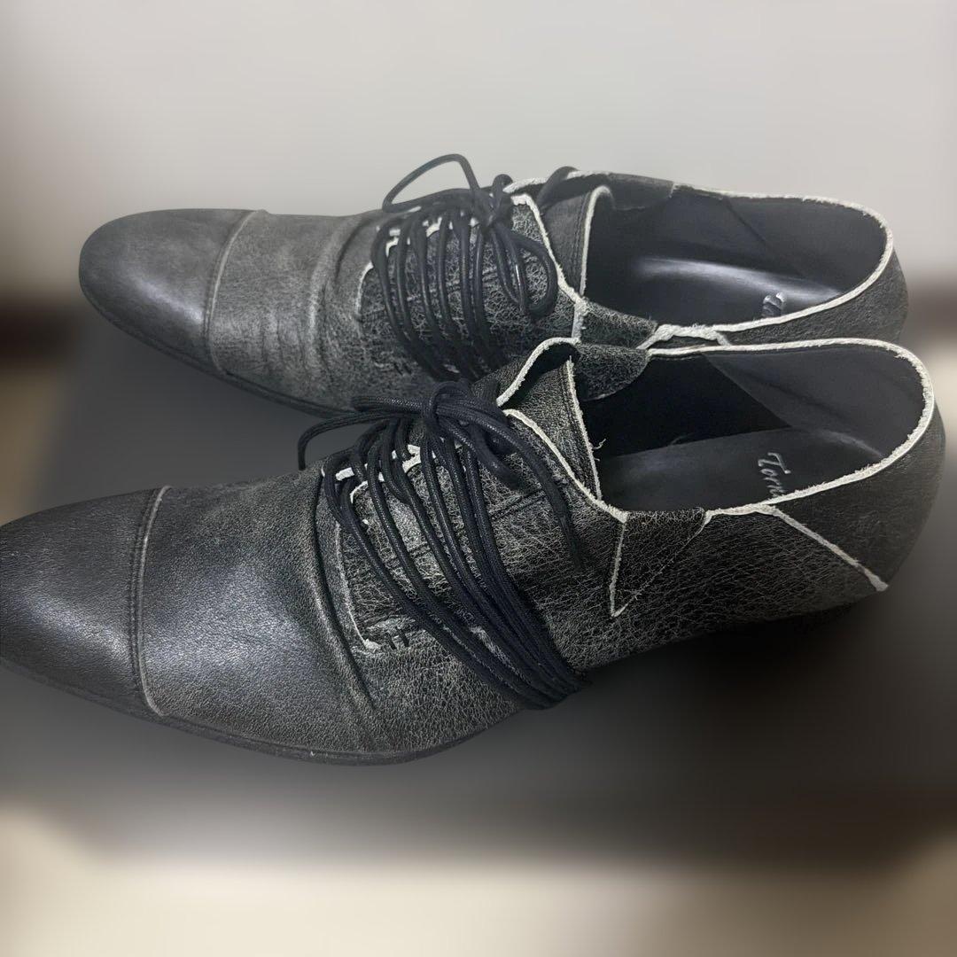 新品、未使用！トルネードマート　ループレースアップシューズ