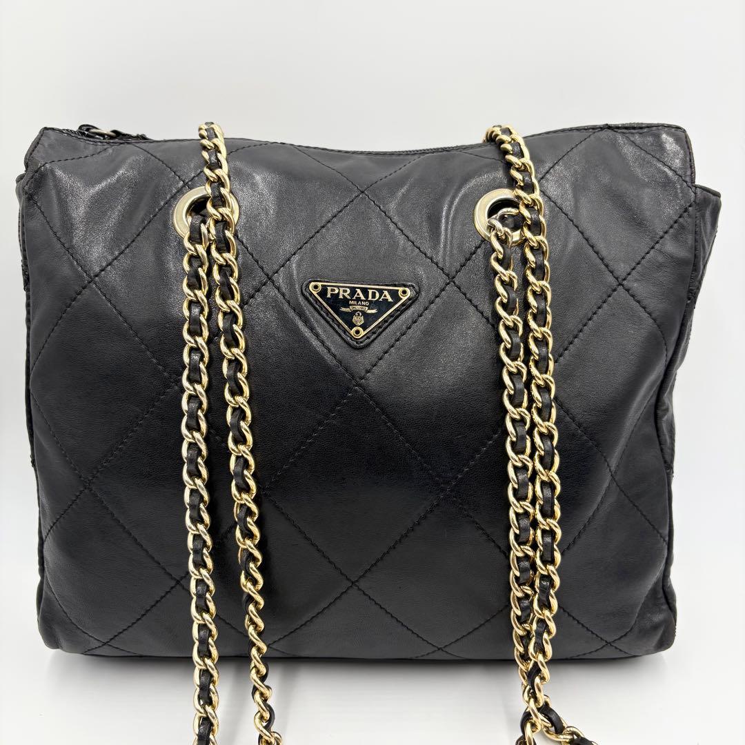 希少✨プラダ チェーンショルダーバッグ 三角ロゴ キルティング ラムレザー