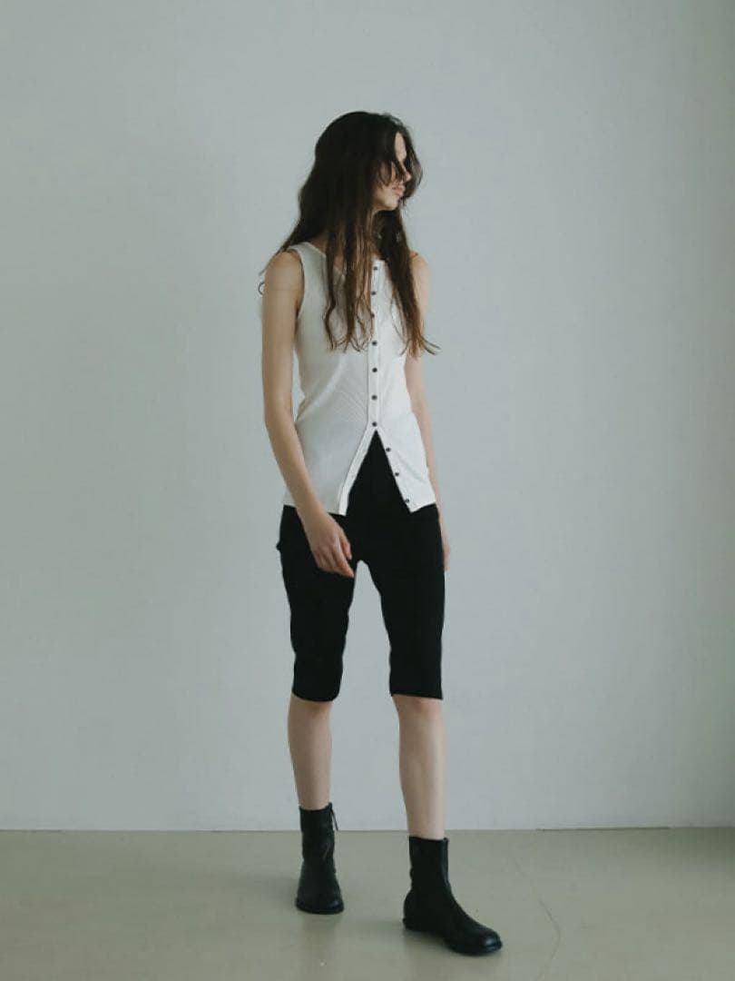 ETRÉ TOKYO / エトレトウキョウ フロントオープンタンクトップ