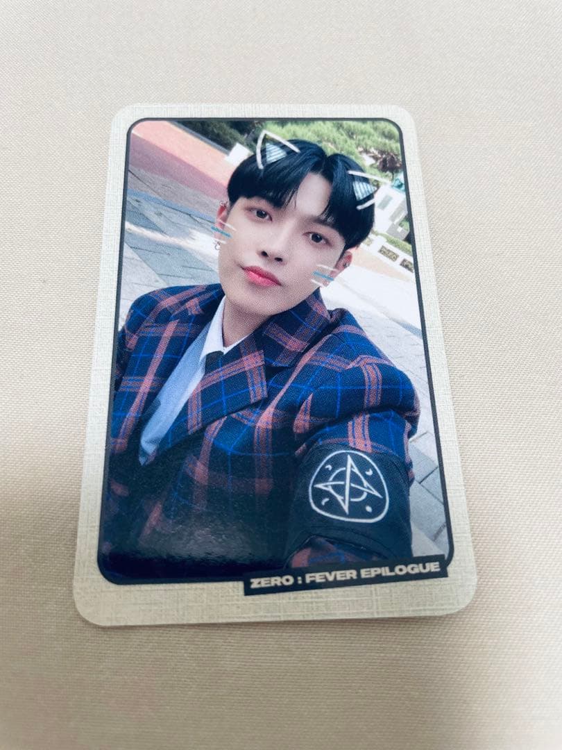 ATEEZ ホンジュン Hongjoong トレカ サノク epilogue ① ATEEZ ホンジュン Hongjoong トレカ サノク 공방 mini5 ② ATEEZ